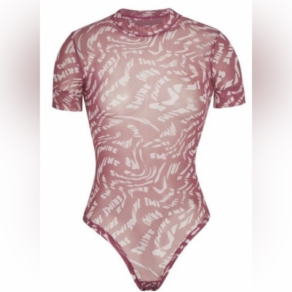 Skims Summer Mesh T-Shirt Body Suit Raspberry Swirl Size Medium NWT SOLDOUT